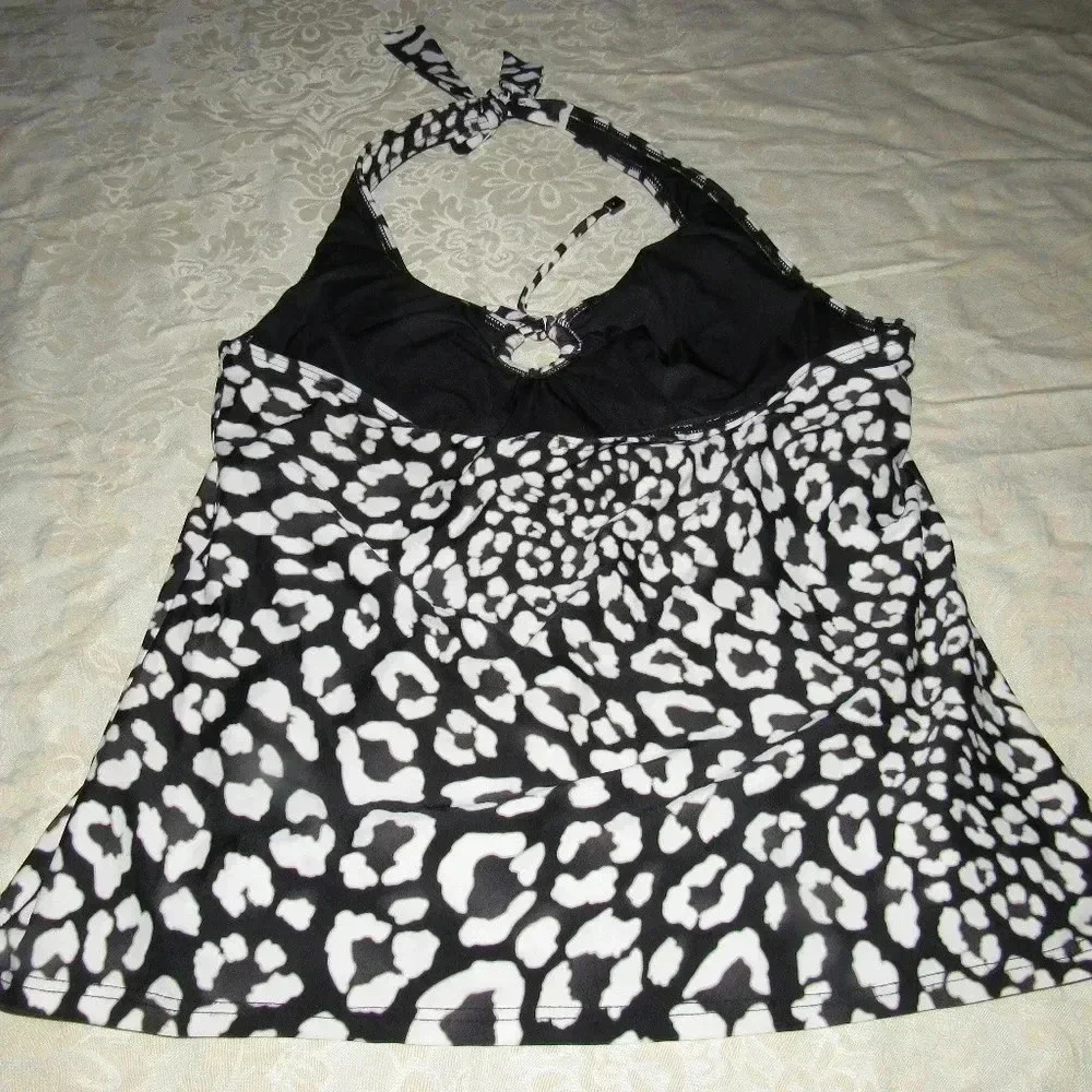 SILHOUETTE SOLUTION Black White Halter Swim Top 14